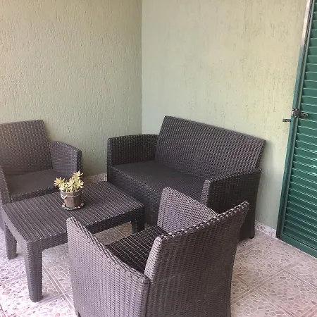 Galini Apartments Τραπεζάκι Εξωτερικό φωτογραφία